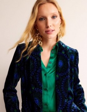 Black Women's Boden Tie-Waist Velvet Jacket